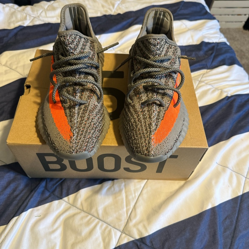 Yeezy 350 beluga reflective 
Verified